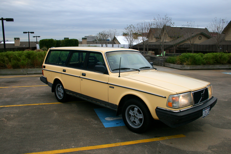 Illustration for article titled Introducing The Latest Jalopnik Side Project: Low-Mileage Volvo 245 Wagon